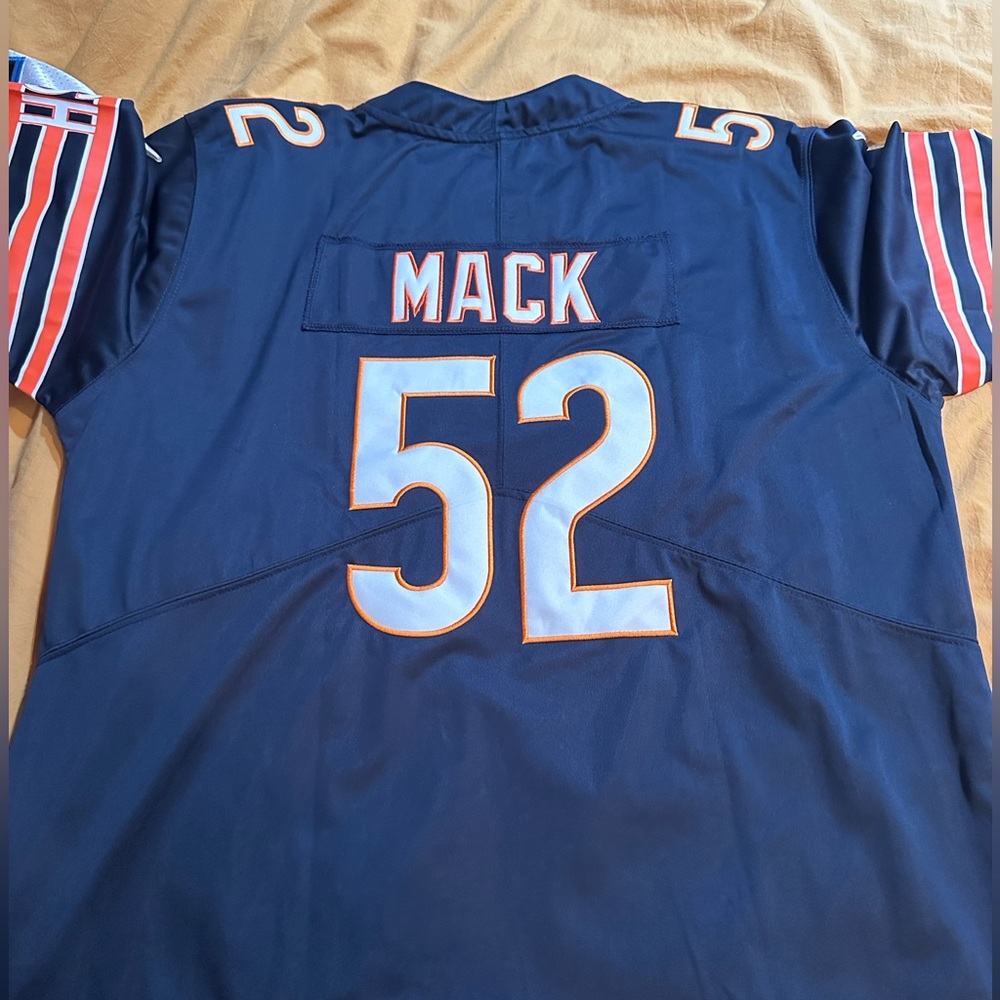 Chicago Bears Khalil Mack jersey, size Large